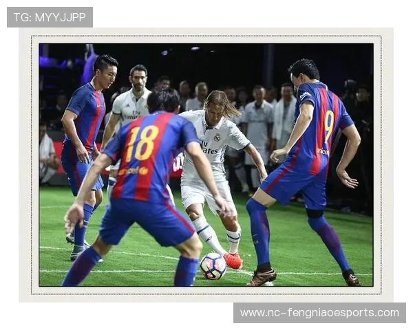 足球赛场进球瞬间成名探讨球员能否凭一球真正跻身顶级球星